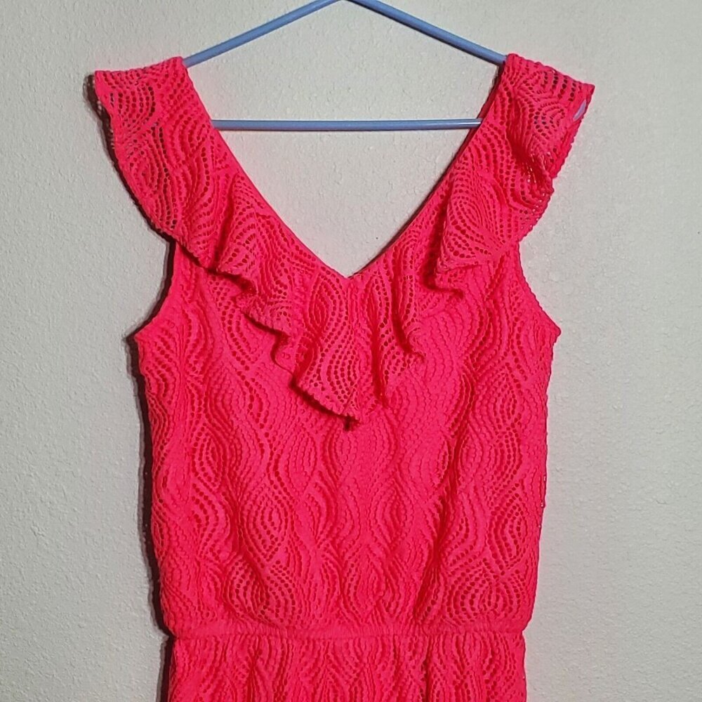 Lilly Pulitzer Alessa Romper Size Medium Crab Claw Coral Flowing Leaf Lace Pink - Picture 3 of 9